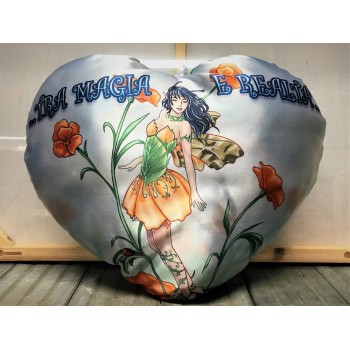 Cuscino satin cuore Cm. 35 "Il mondo fatato" - Tra magia e realtà
