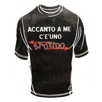 T-shirt umoristica nera "Accanto a me c'è uno st....o" - Taglia XL