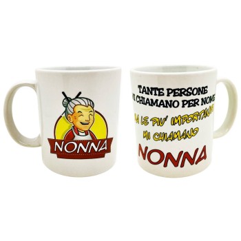 Tazza mug ceramica "Tante persone mi chiamano per nome, ma le più importanti mi chiamano Nonna"