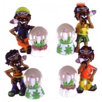 Figura resina rasta con palla di neve